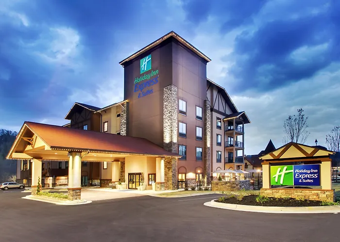 Holiday Inn Express&Suites Helen