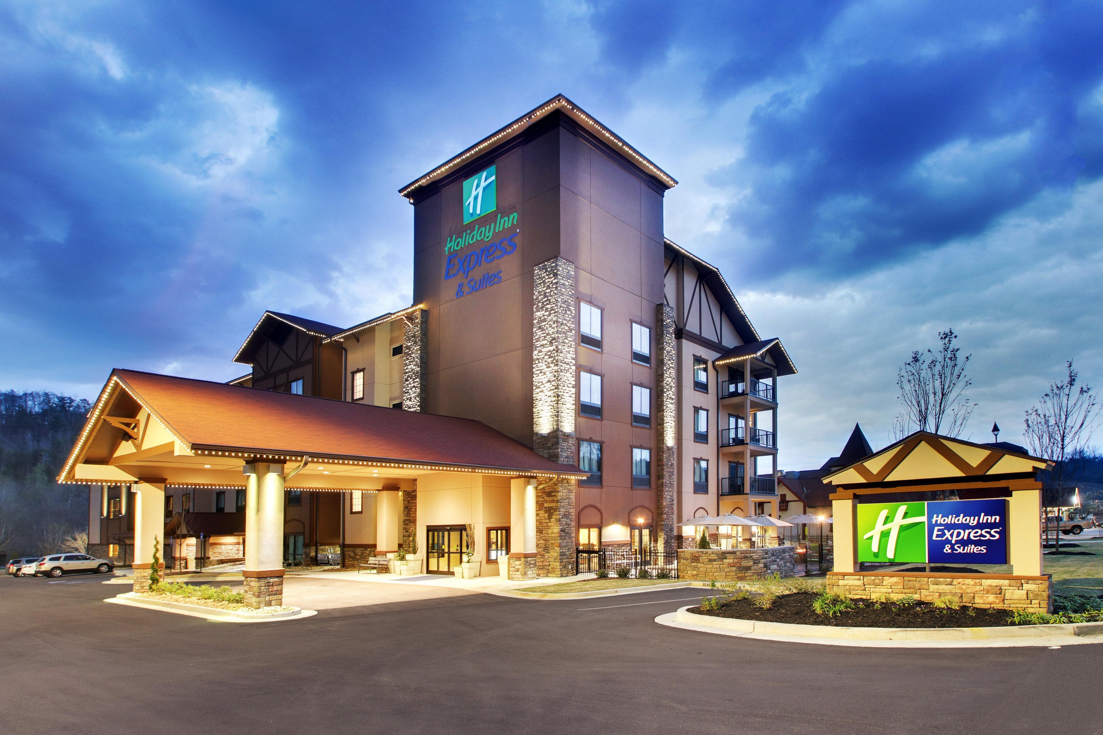 Express & By Ihg Hotel 3*